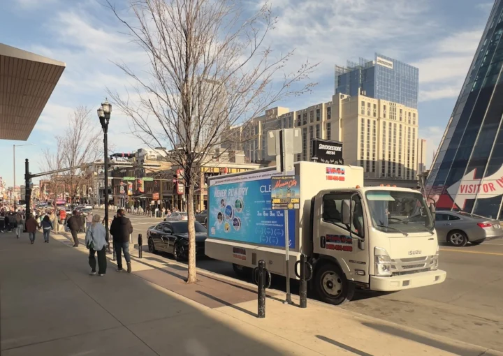 mobile-billboard-truck-advertising-washington
