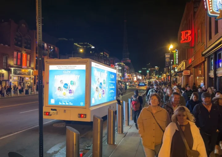 mobile-billboard-truck-advertising-louisville
