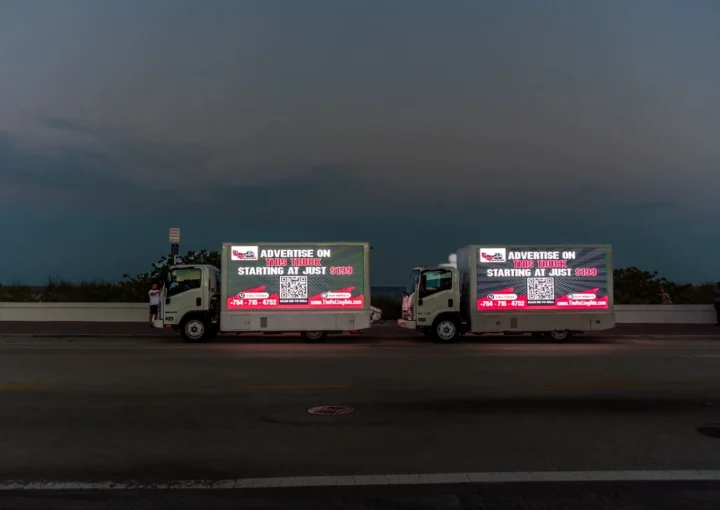customizable-led-truck-advertising-campaign