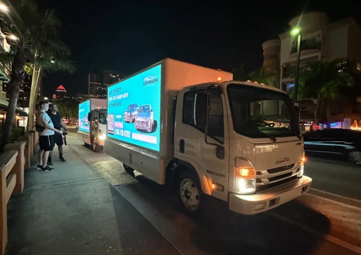 mobile-led-display-lighting-up-the-street