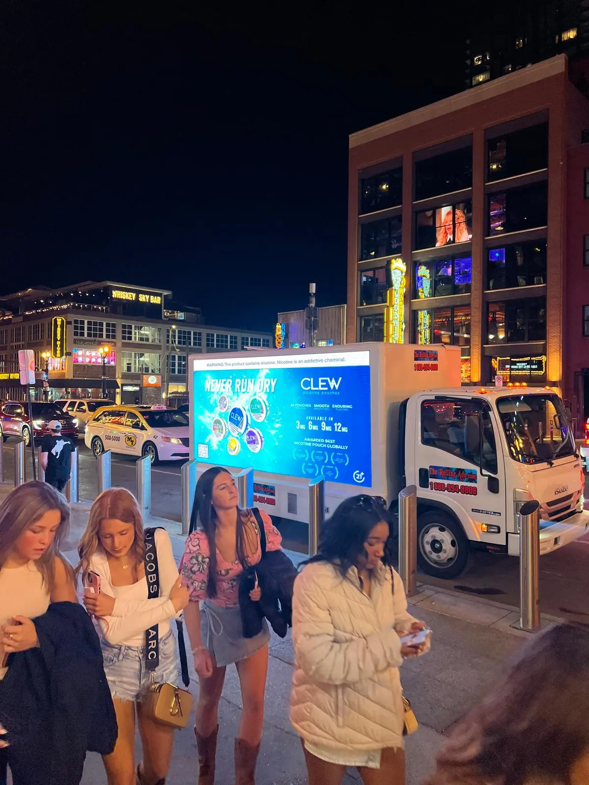 mobile-billboard-truck-advertising
